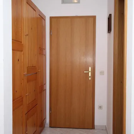 Triple Gornje Selo 5170c Gostinjska kuća